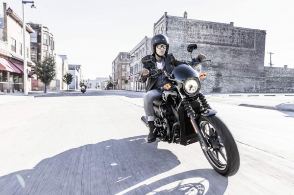Harley-Davidson_ストリート750_500_1